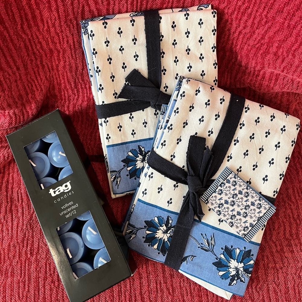 Tag Dishtowel gift set with votive candles, country‎ home blue NWT